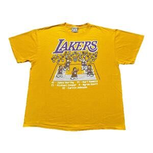 Los Angeles Lakers Hwc Legends T-Shirt  Xl Yellow Pixel Graphic Tee